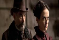 Ремейк известного полнометражного художественного готического кинофильма в жанре триллер под названи 